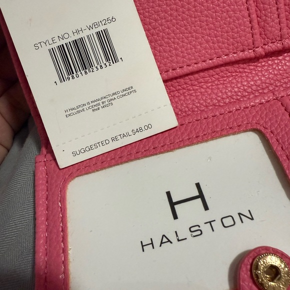 HALSTON Heritage Pink Quilted Wallet - Picture 5 of 5